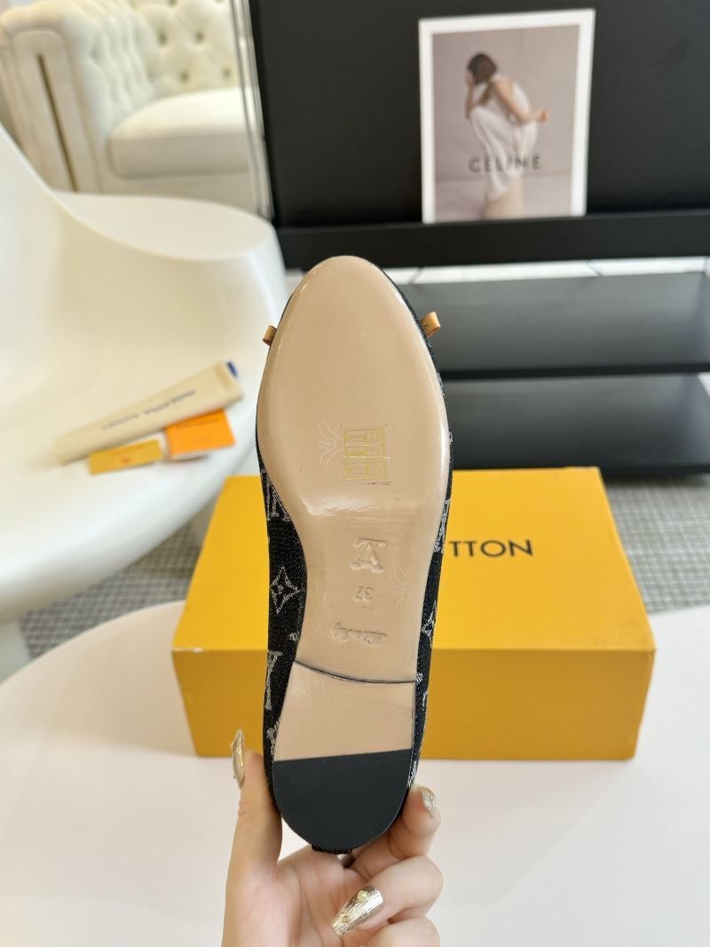 Louis Vuitton Flat Shoes